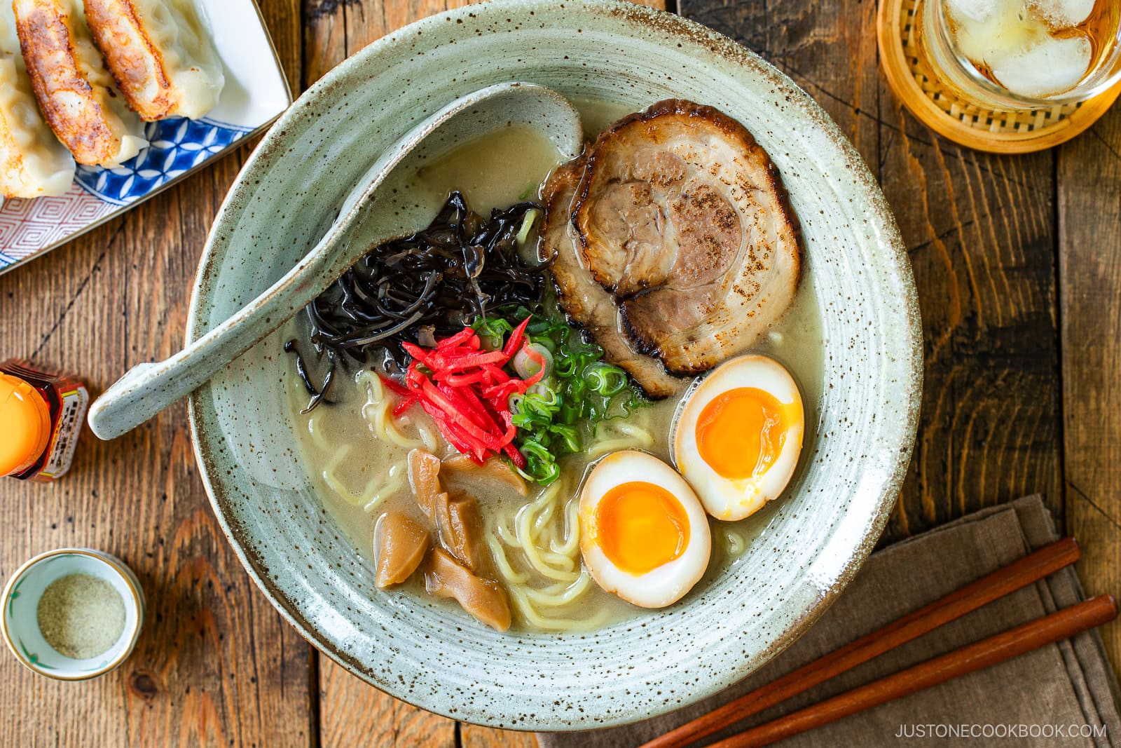 Master Homemade Tonkotsu: Rich, Creamy Ramen Broth Guide